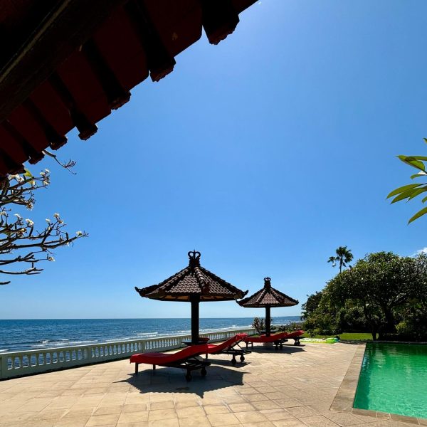 Sun terrace with sea view